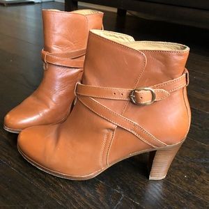 Sézane booties in size 37